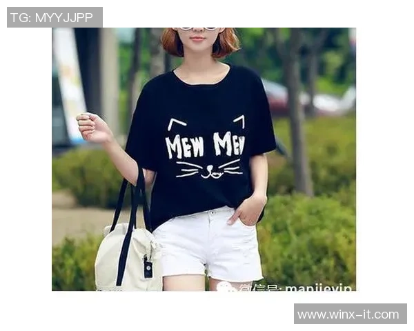 足球球星印花T恤时尚潮流穿搭推荐让你展现运动风范与街头魅力